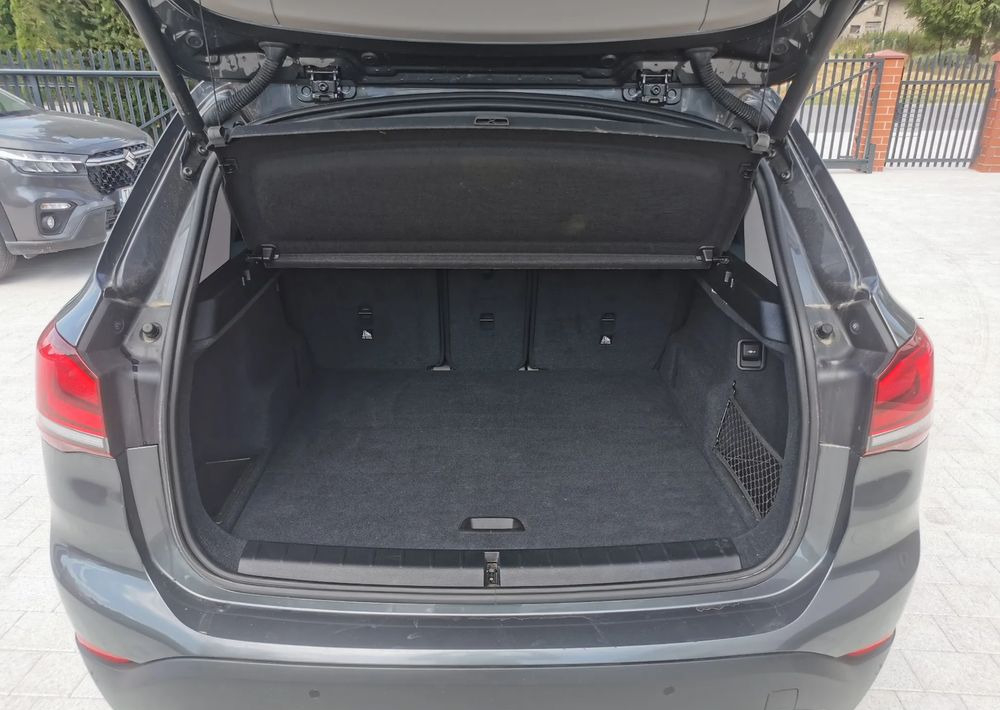 Karavan BMW X1 sDrive16d: slika 9