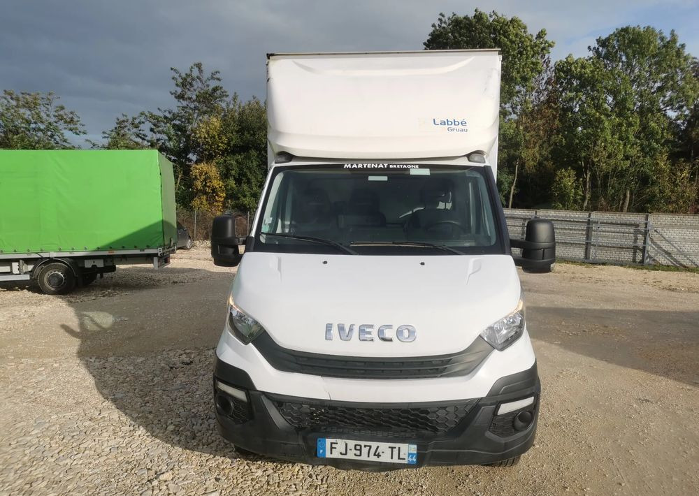 Iveco 3.0-150KM Daily 35C15 Kontener długi rama 35-150 kiper Klimatyzacja długi rozstaw - Dostavno vozilo sa zatvorenim sandukom: slika 2 Iveco 3.0-150KM Daily 35C15 Kontener długi rama 35-150 kiper Klimatyzacja długi rozstaw - Dostavno vozilo sa zatvorenim sandukom: slika 2
