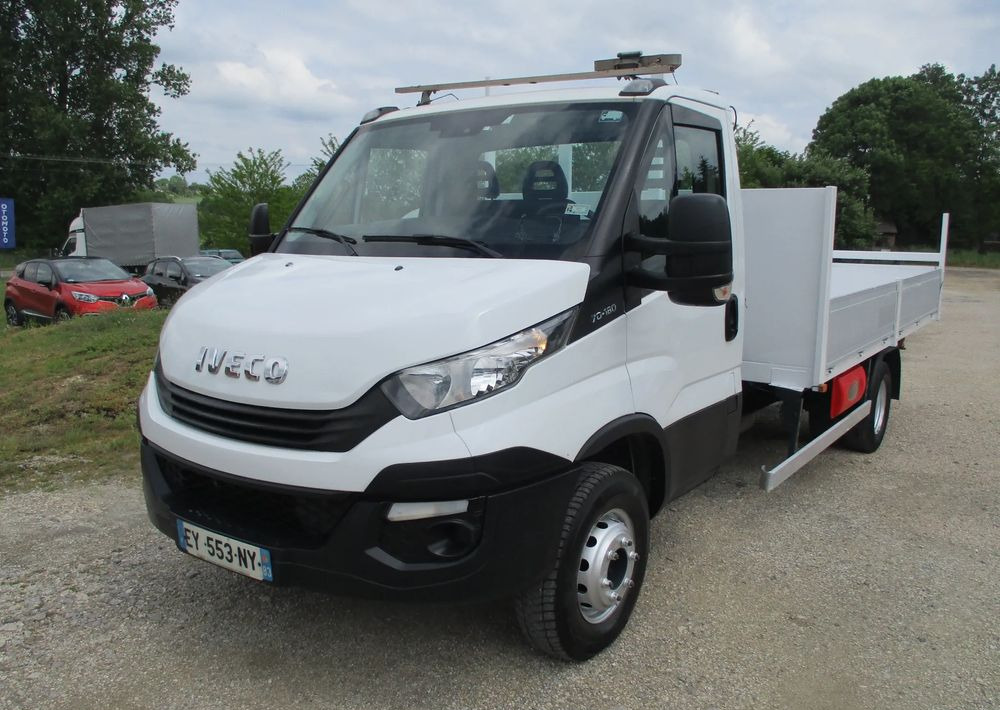 Iveco Daily 3.0 na bliźniaku 70C18 skrzynia, laweta, rama, HDS, 70-180 kiper - Kamion sa tovarnim sandukom: slika 1 Iveco Daily 3.0 na bliźniaku 70C18 skrzynia, laweta, rama, HDS, 70-180 kiper - Kamion sa tovarnim sandukom: slika 1