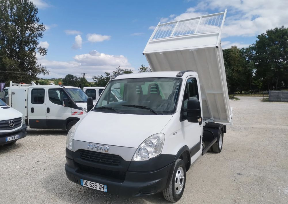 Iveco Daily 35C11 Kiper wywrotka Hak Bliźniak sprowadzony 35C12 - Dostavno vozilo kiper: slika 1 Iveco Daily 35C11 Kiper wywrotka Hak Bliźniak sprowadzony 35C12 - Dostavno vozilo kiper: slika 1