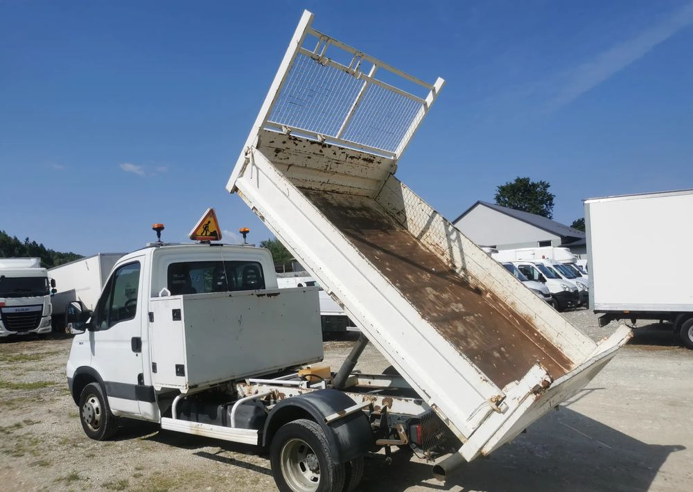 Iveco Daily 35C11 Kiper wywrotka Hak Bliźniak sprowadzony - Dostavno vozilo kiper: slika 5 Iveco Daily 35C11 Kiper wywrotka Hak Bliźniak sprowadzony - Dostavno vozilo kiper: slika 5
