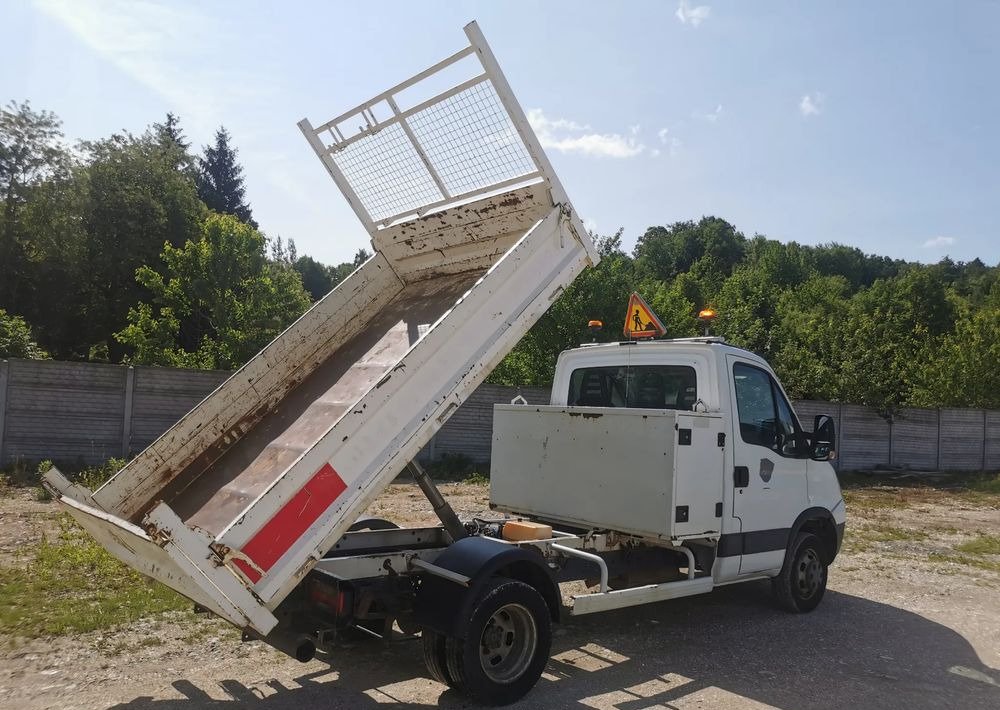 Iveco Daily 35C11 Kiper wywrotka Hak Bliźniak sprowadzony - Dostavno vozilo kiper: slika 3 Iveco Daily 35C11 Kiper wywrotka Hak Bliźniak sprowadzony - Dostavno vozilo kiper: slika 3