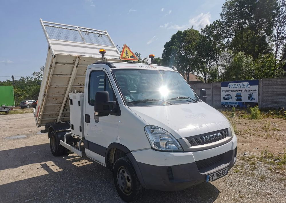 Iveco Daily 35C11 Kiper wywrotka Hak Bliźniak sprowadzony - Dostavno vozilo kiper: slika 1 Iveco Daily 35C11 Kiper wywrotka Hak Bliźniak sprowadzony - Dostavno vozilo kiper: slika 1