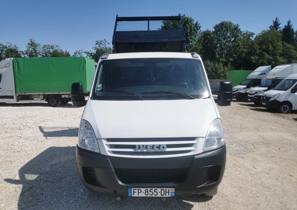 Iveco Daily 35C12 Brygadówka wywrotka Dubel hak kiper doka 35C13 - Dostavno vozilo kiper: slika 2 Iveco Daily 35C12 Brygadówka wywrotka Dubel hak kiper doka 35C13 - Dostavno vozilo kiper: slika 2