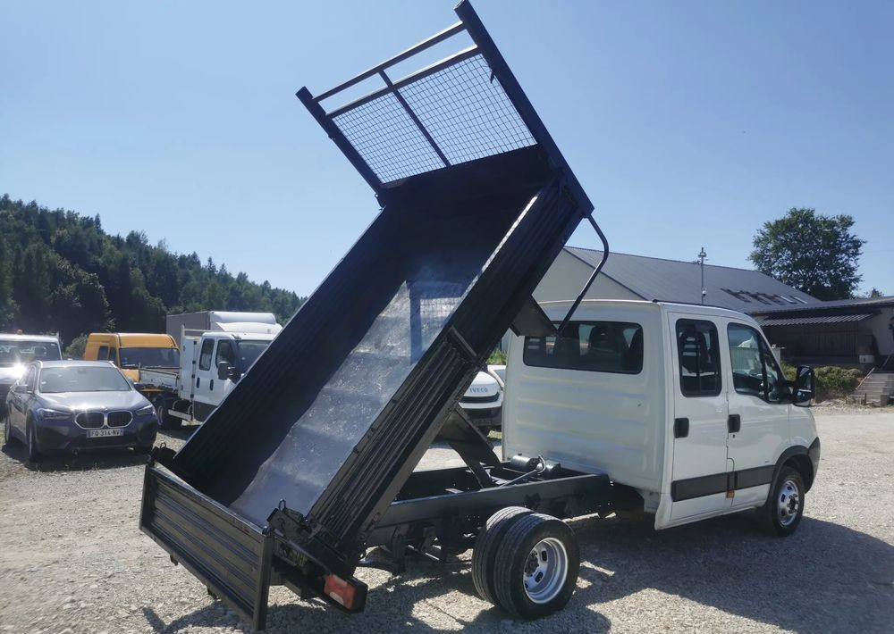 Iveco Daily 35C12 Brygadówka wywrotka Dubel hak kiper doka 35C13 - Dostavno vozilo kiper: slika 5 Iveco Daily 35C12 Brygadówka wywrotka Dubel hak kiper doka 35C13 - Dostavno vozilo kiper: slika 5