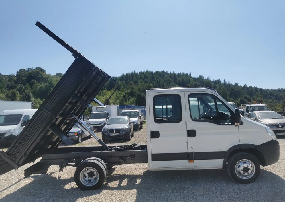 Iveco Daily 35C12 Brygadówka wywrotka Dubel hak kiper doka 35C13 - Dostavno vozilo kiper: slika 4 Iveco Daily 35C12 Brygadówka wywrotka Dubel hak kiper doka 35C13 - Dostavno vozilo kiper: slika 4