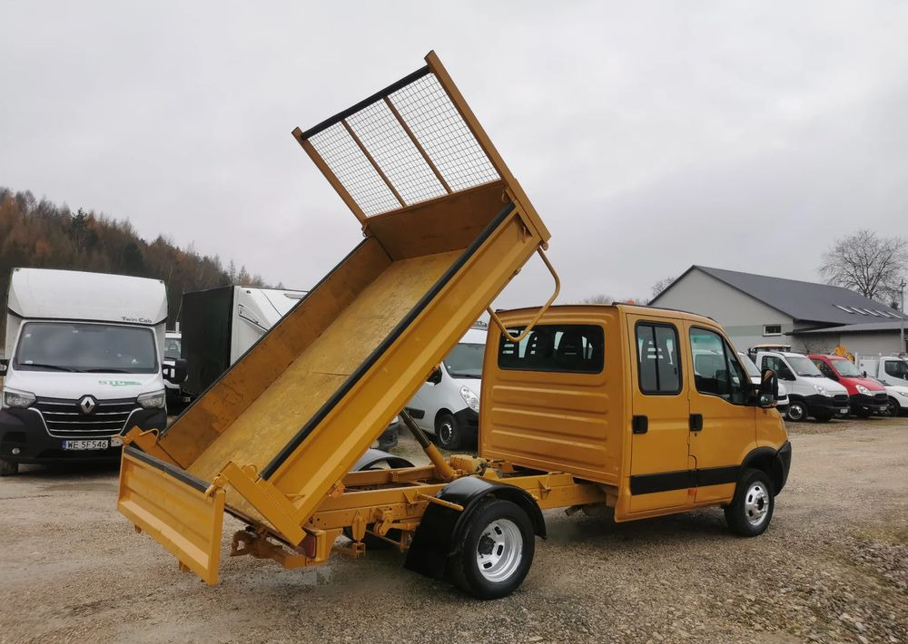 Iveco Daily 35C12 Brygadówka wywrotka Dubel hak kiper doka 35C13 - Dostavno vozilo kiper: slika 5 Iveco Daily 35C12 Brygadówka wywrotka Dubel hak kiper doka 35C13 - Dostavno vozilo kiper: slika 5