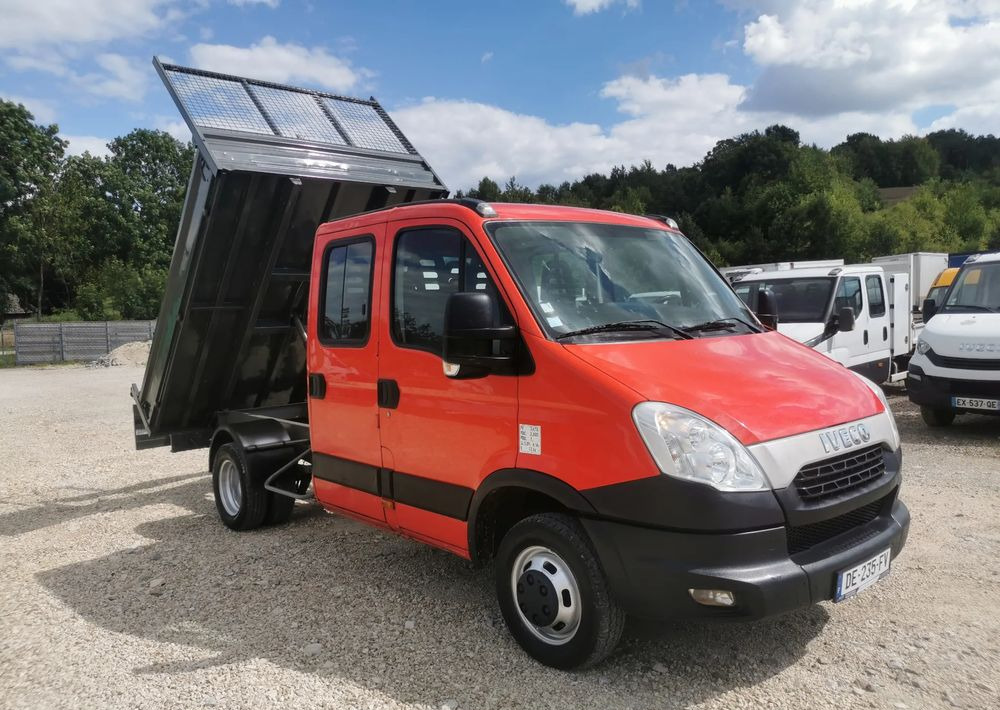 Iveco Daily 35C13 Brygadówka wywrotka Klimatyzacja Dubel hak kiper doka 35C13 - Dostavno vozilo kiper: slika 1 Iveco Daily 35C13 Brygadówka wywrotka Klimatyzacja Dubel hak kiper doka 35C13 - Dostavno vozilo kiper: slika 1