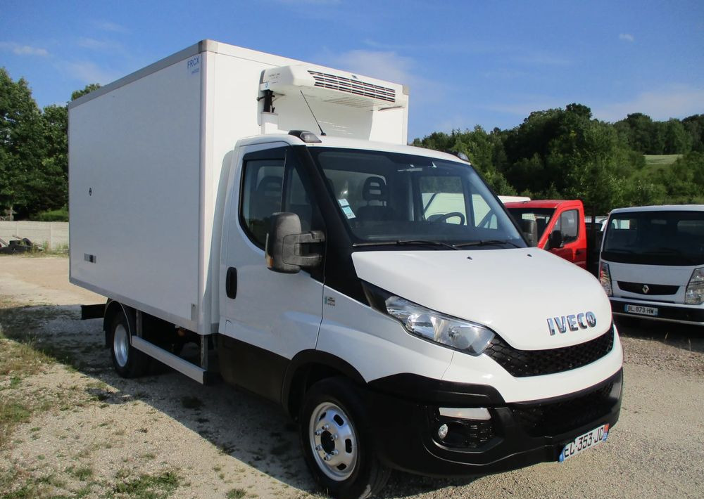 Iveco Daily 35C13 chłodnia Mroźnia na bliźniaku 35-130 Thermo King agregat - Dostavno vozilo hladnjača: slika 2 Iveco Daily 35C13 chłodnia Mroźnia na bliźniaku 35-130 Thermo King agregat - Dostavno vozilo hladnjača: slika 2