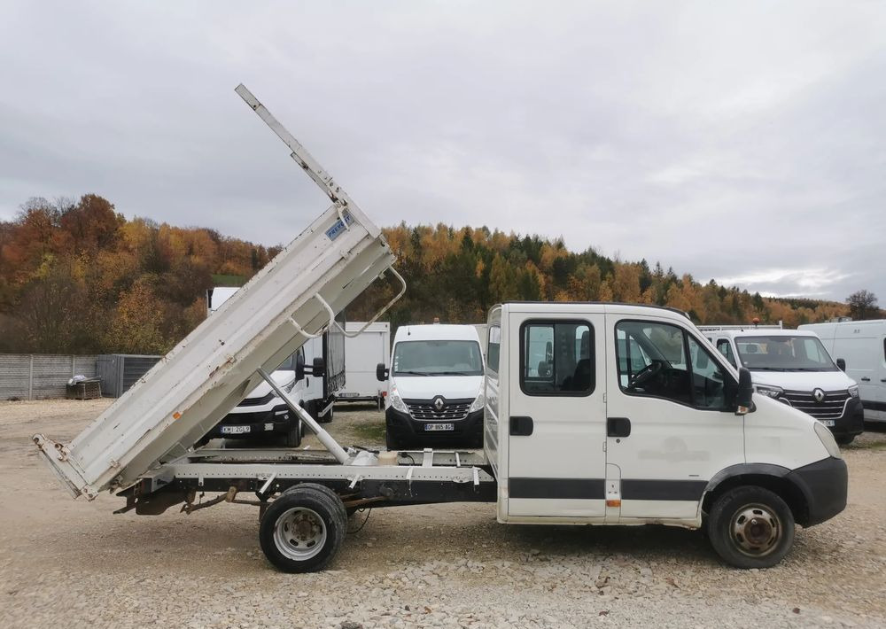 Iveco Daily 35C15 Brygadówka 3.0 - 150KM wywrotka Klimatyzacja Dubel hak kiper doka - Dostavno vozilo kiper: slika 2 Iveco Daily 35C15 Brygadówka 3.0 - 150KM wywrotka Klimatyzacja Dubel hak kiper doka - Dostavno vozilo kiper: slika 2