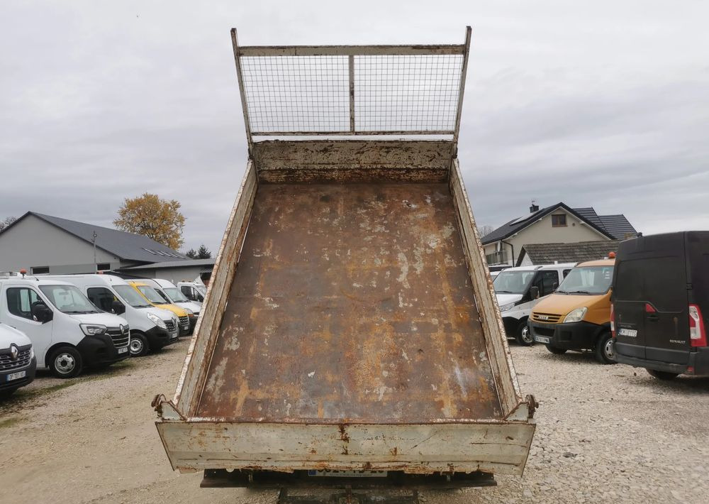 Iveco Daily 35C15 Brygadówka 3.0 - 150KM wywrotka Klimatyzacja Dubel hak kiper doka - Dostavno vozilo kiper: slika 4 Iveco Daily 35C15 Brygadówka 3.0 - 150KM wywrotka Klimatyzacja Dubel hak kiper doka - Dostavno vozilo kiper: slika 4