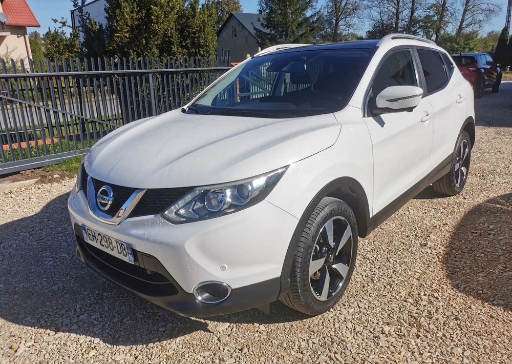 Nissan Qashqai 1.2 DIG-T N-Connecta EU6 - SUV: slika 1 Nissan Qashqai 1.2 DIG-T N-Connecta EU6 - SUV: slika 1