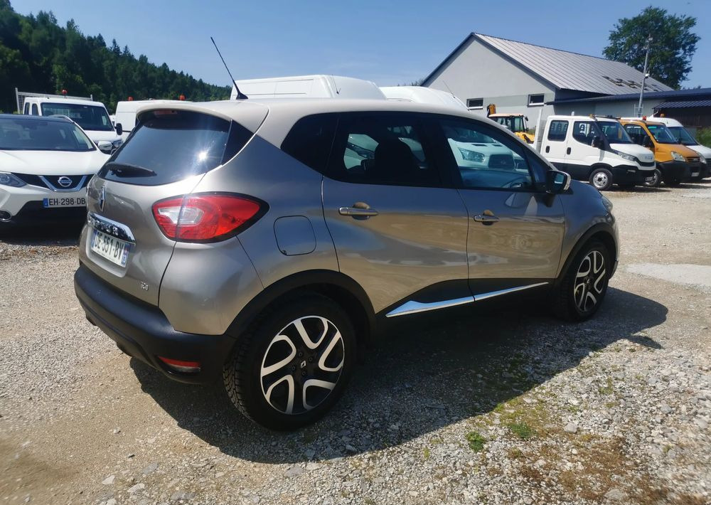 Renault Captur 0.9 Energy TCe Intens - SUV: slika 4 Renault Captur 0.9 Energy TCe Intens - SUV: slika 4