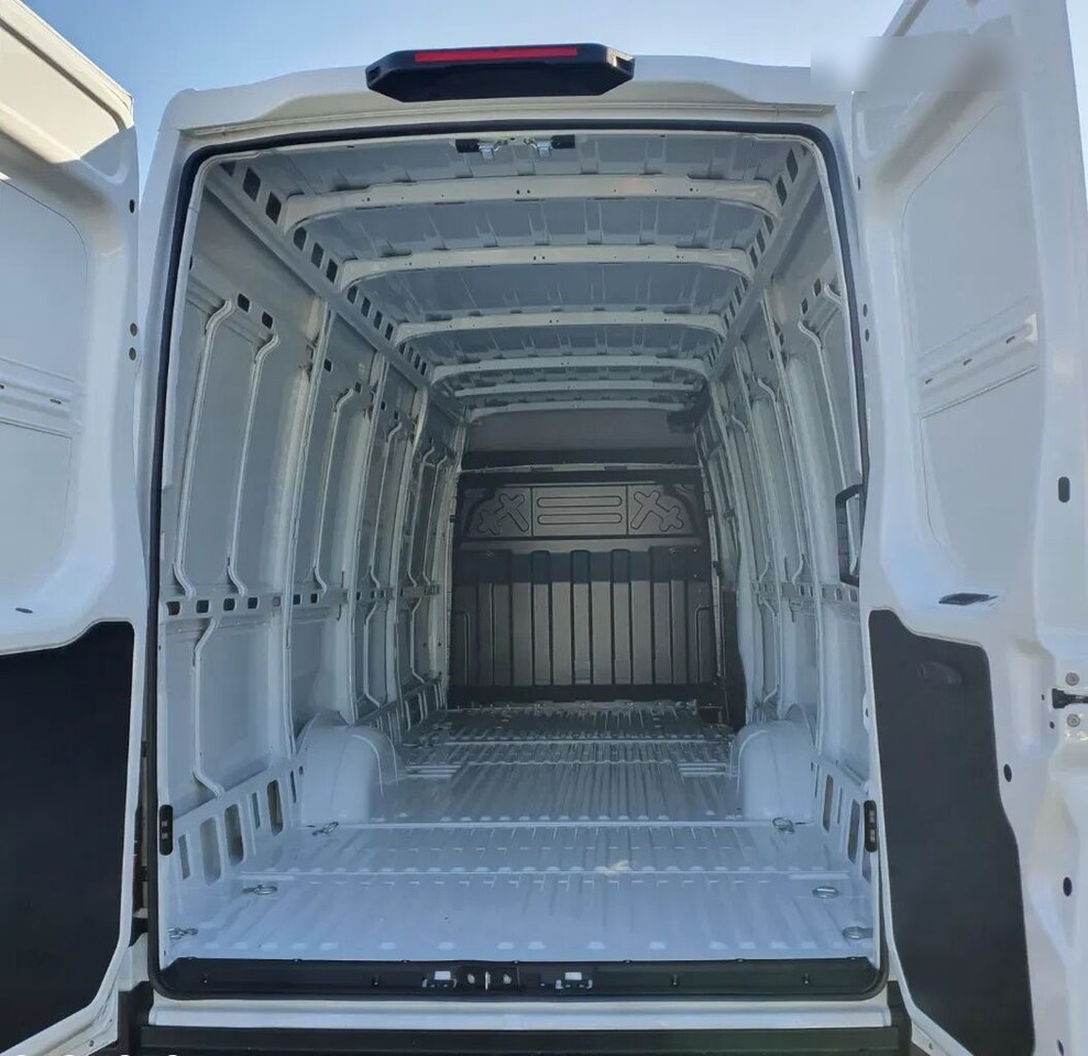 IVECO DAILY 35S18HA8 L4H2 - Furgon: slika 5 IVECO DAILY 35S18HA8 L4H2 - Furgon: slika 5