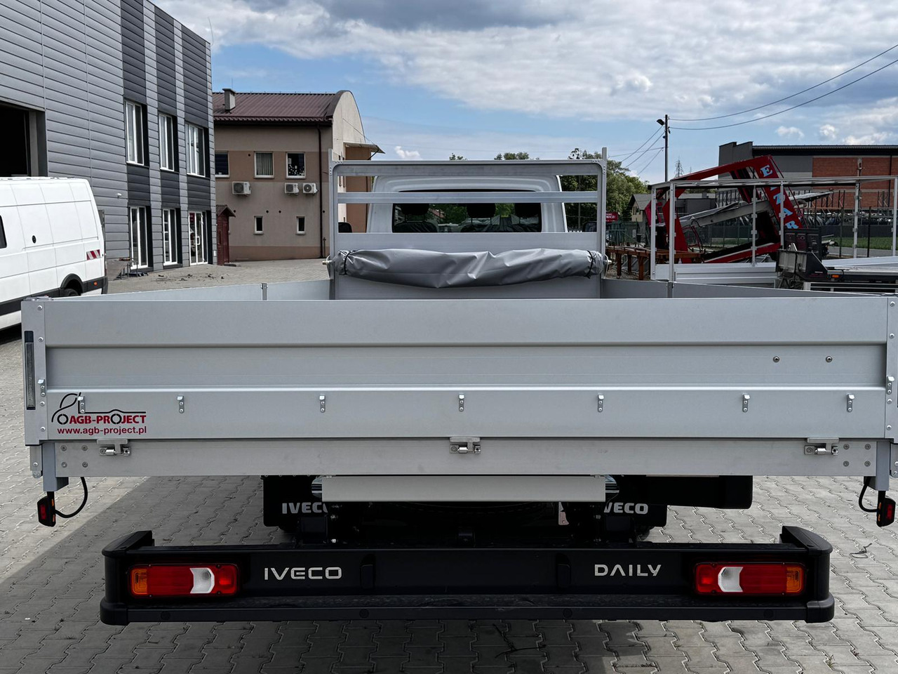 Iveco Daily 70C18 - Kamion sa tovarnim sandukom: slika 3 Iveco Daily 70C18 - Kamion sa tovarnim sandukom: slika 3