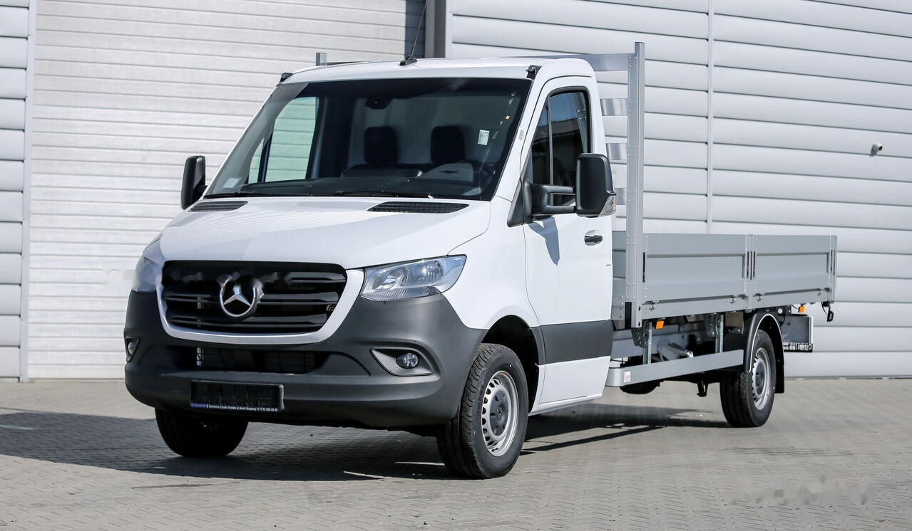Mercedes-Benz Sprinter 319 - Dostavno vozilo s ravnom platformom: slika 2 Mercedes-Benz Sprinter 319 - Dostavno vozilo s ravnom platformom: slika 2
