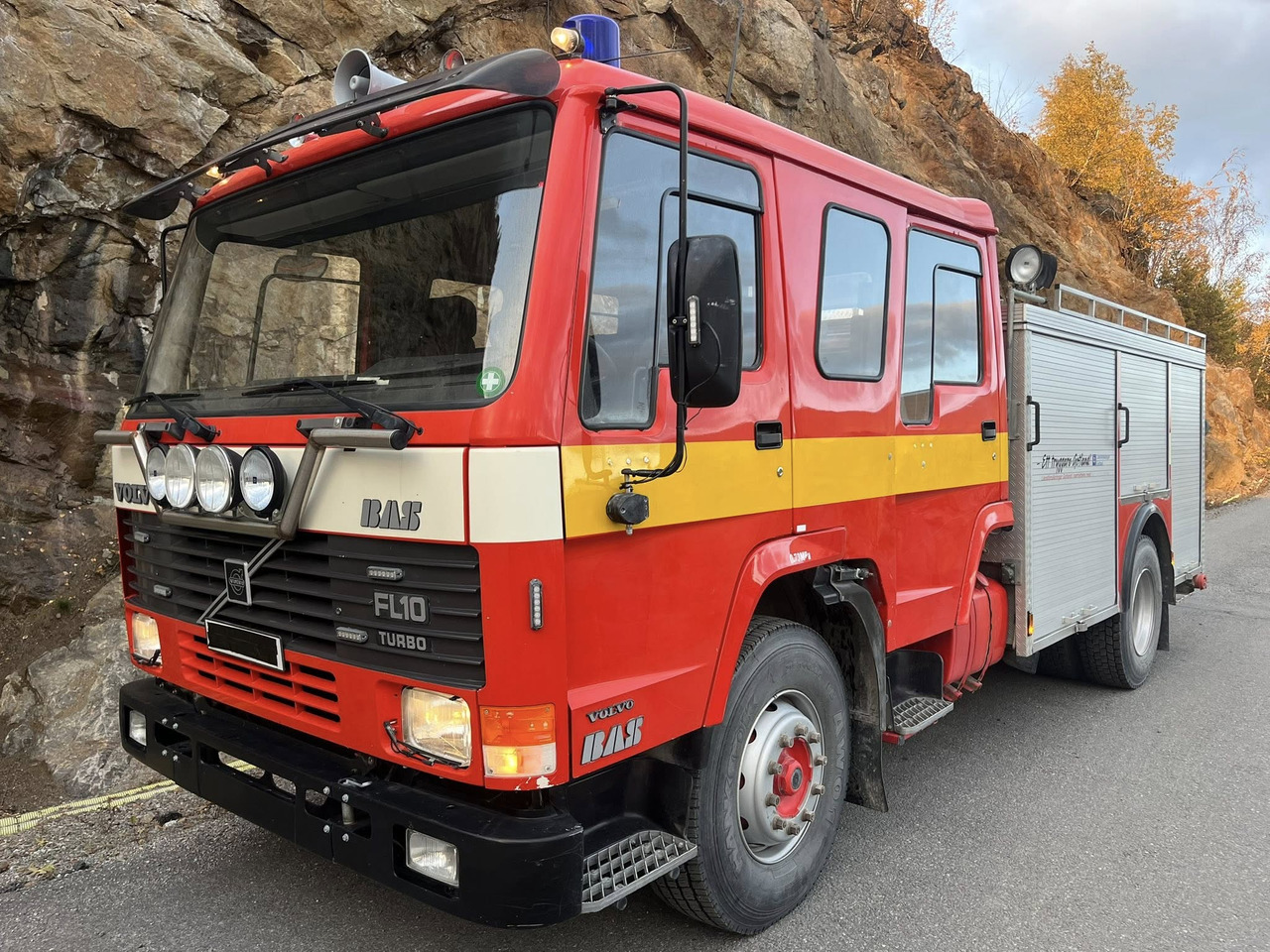 VOLVO FL10 4x2 - fire engine / fire truck / brandbil - Vatrogasni kamion: slika 1 VOLVO FL10 4x2 - fire engine / fire truck / brandbil - Vatrogasni kamion: slika 1
