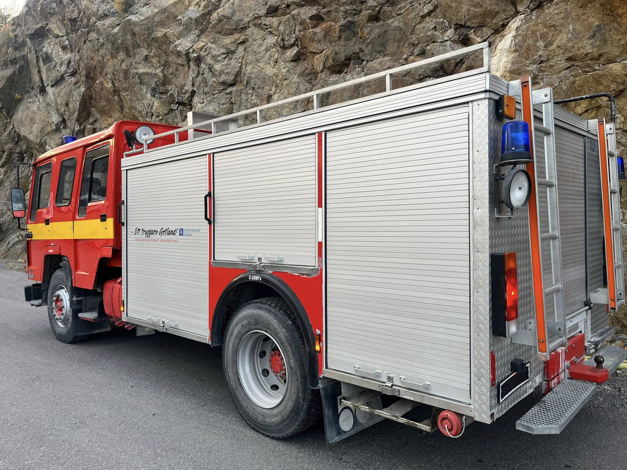 VOLVO FL10 4x2 - fire engine / fire truck / brandbil - Vatrogasni kamion: slika 3 VOLVO FL10 4x2 - fire engine / fire truck / brandbil - Vatrogasni kamion: slika 3