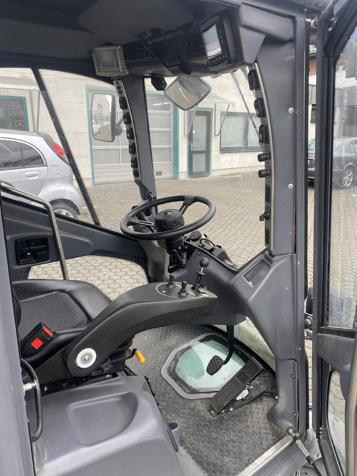 TENNANT Green Machines 500 ZE electric 500 ZE - Autočistilica: slika 5 TENNANT Green Machines 500 ZE electric 500 ZE - Autočistilica: slika 5
