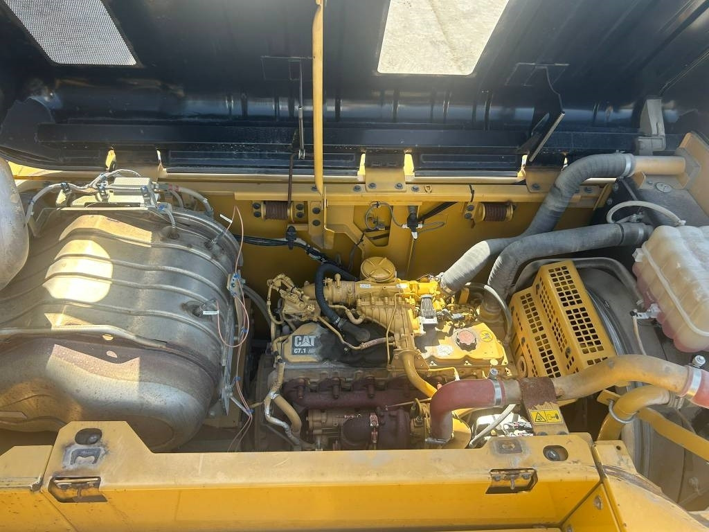 Bager guseničar CAT 330 FL (Under Preparation): slika 6