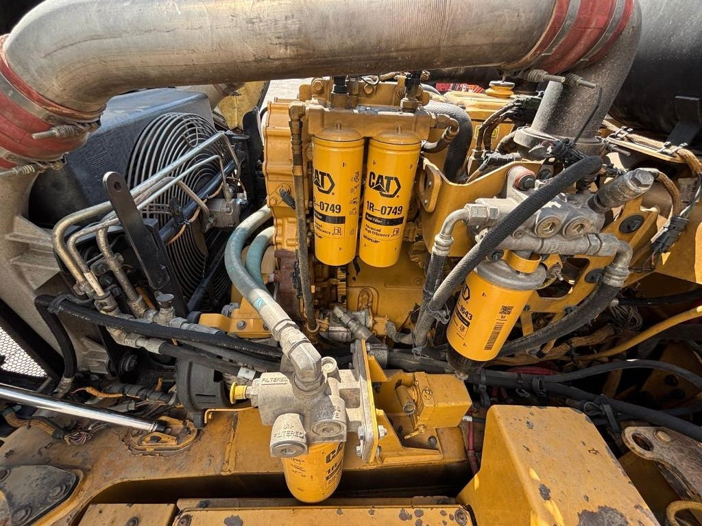 Zglobni kiper CAT 745 C: slika 14 Zglobni kiper CAT 745 C: slika 14