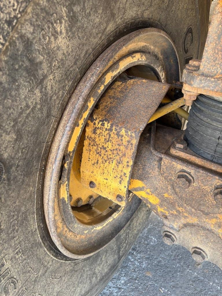 Zglobni kiper CAT 745 C: slika 26 Zglobni kiper CAT 745 C: slika 26