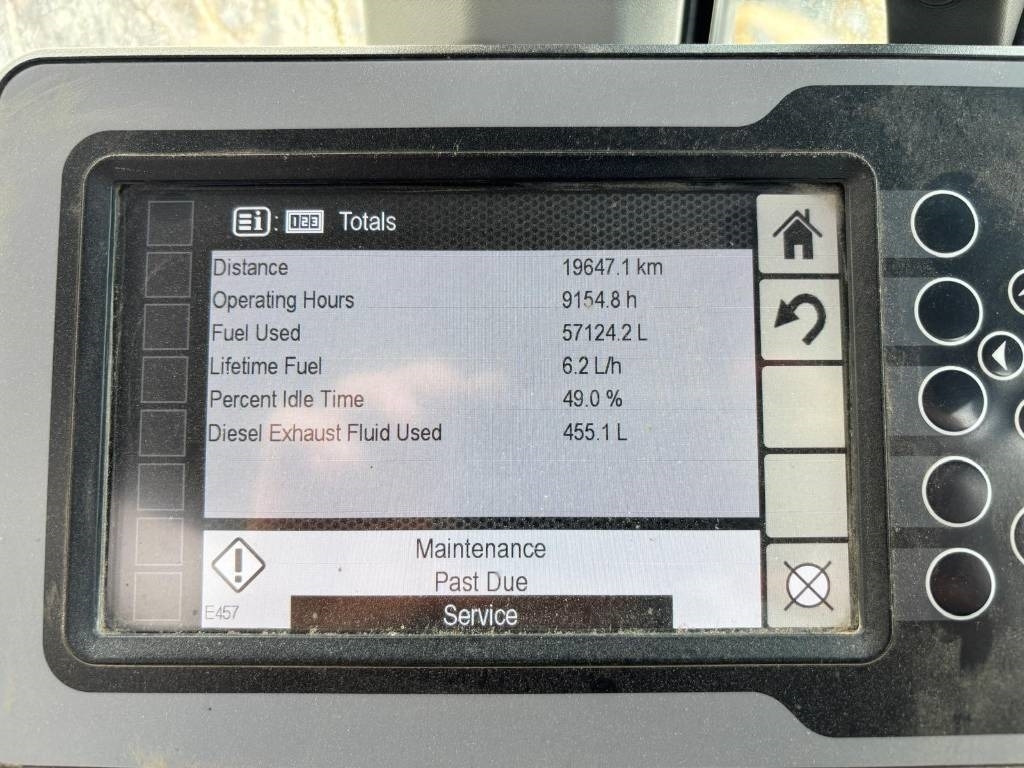 CAT 938 M (Under Preparation / Bucket + Forks) - Utovarivač točkaš: slika 4 CAT 938 M (Under Preparation / Bucket + Forks) - Utovarivač točkaš: slika 4