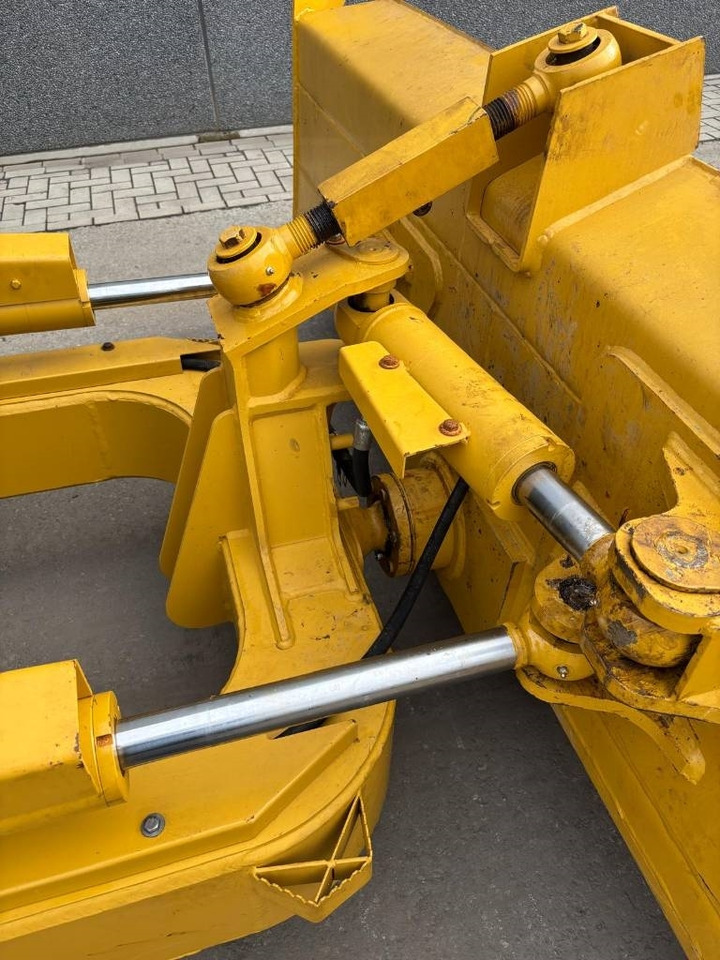 Buldožer CAT D 6 K 2 XL (Low Verified Hours): slika 17 Buldožer CAT D 6 K 2 XL (Low Verified Hours): slika 17