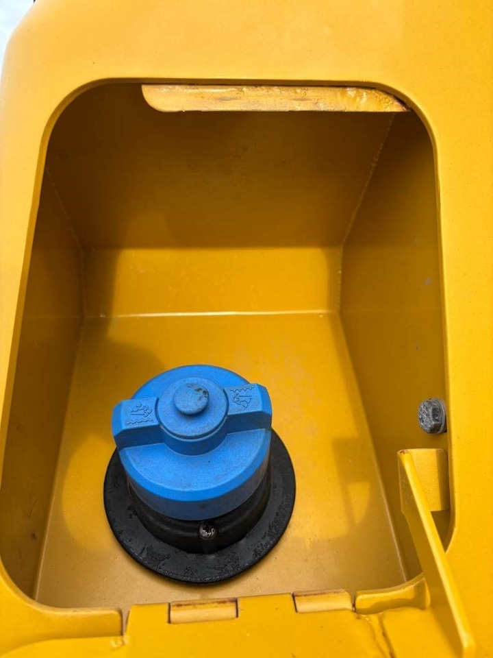 Buldožer CAT D 6 K 2 XL (Low Verified Hours): slika 18 Buldožer CAT D 6 K 2 XL (Low Verified Hours): slika 18