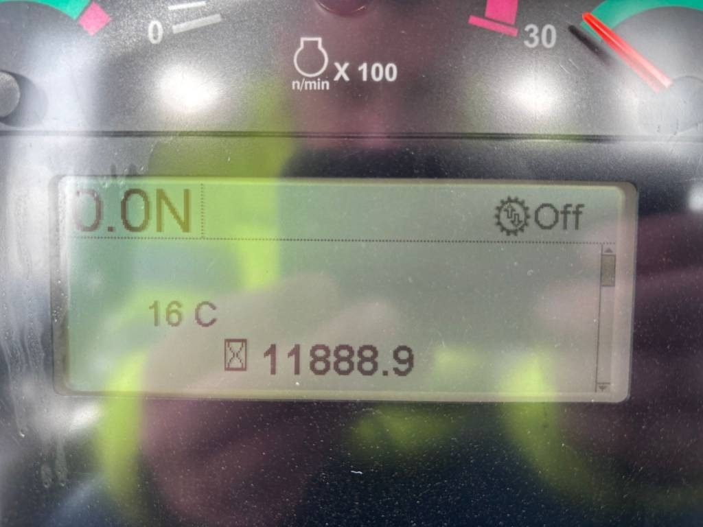 CAT D 6 N LGP (Under Preparation) - Buldožer: slika 3 CAT D 6 N LGP (Under Preparation) - Buldožer: slika 3