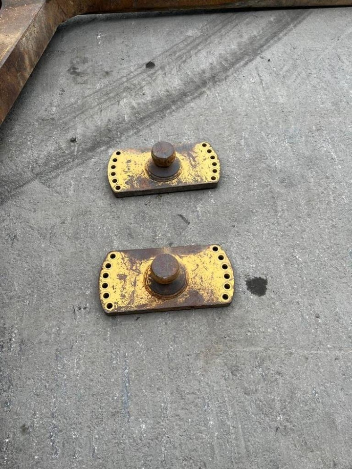 Oštrica CAT D 6 XL Blade + Pusharms: slika 7 Oštrica CAT D 6 XL Blade + Pusharms: slika 7