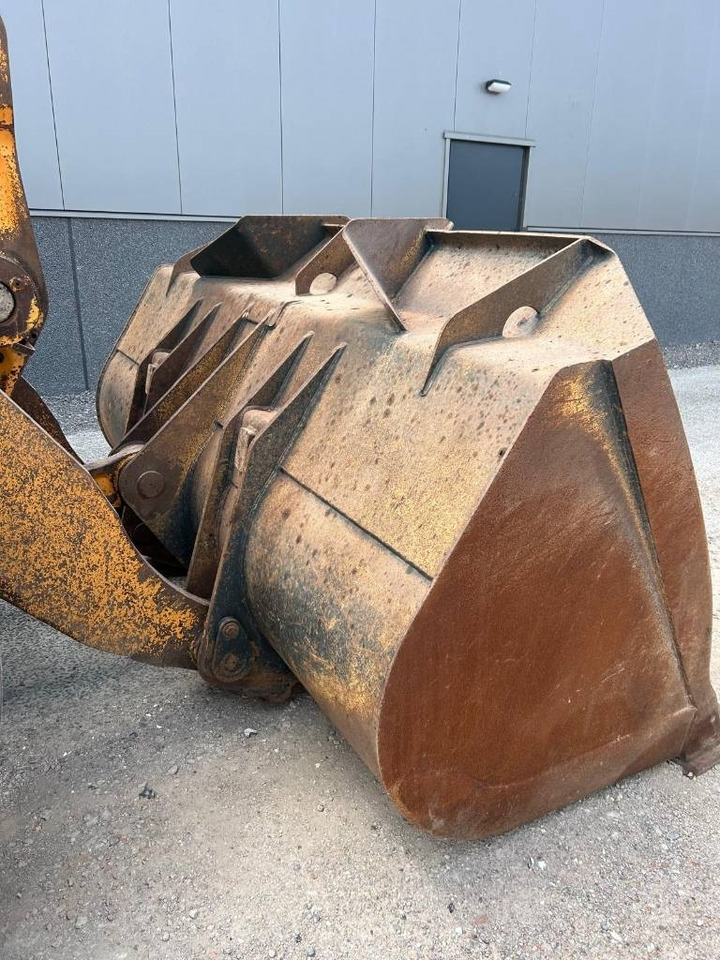 Utovarivač točkaš Hyundai HL 970: slika 13