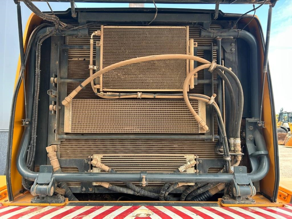 Utovarivač točkaš Hyundai HL 970: slika 31