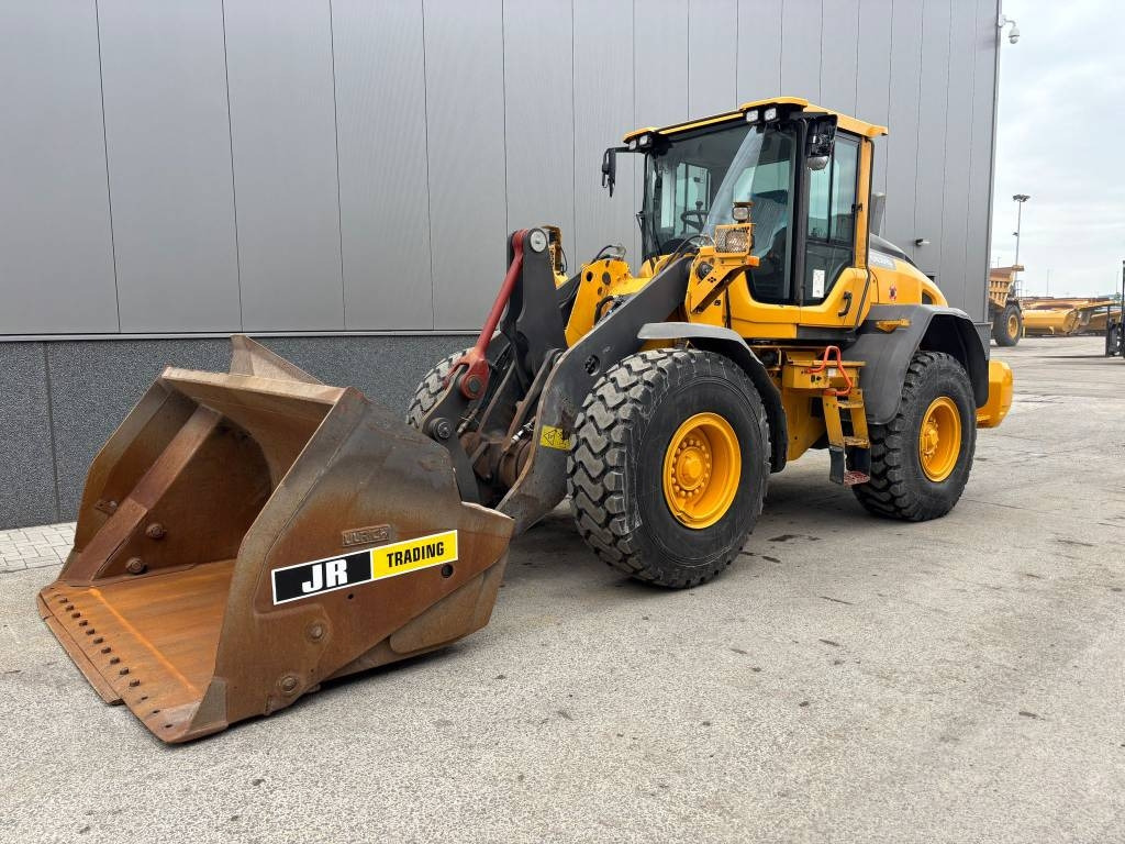 Volvo L 90 H (High tip + New tires) - Utovarivač točkaš: slika 1 Volvo L 90 H (High tip + New tires) - Utovarivač točkaš: slika 1