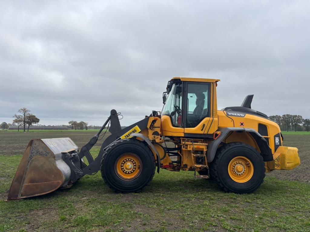 Volvo L 90 H (On Transport) - Utovarivač točkaš: slika 2 Volvo L 90 H (On Transport) - Utovarivač točkaš: slika 2