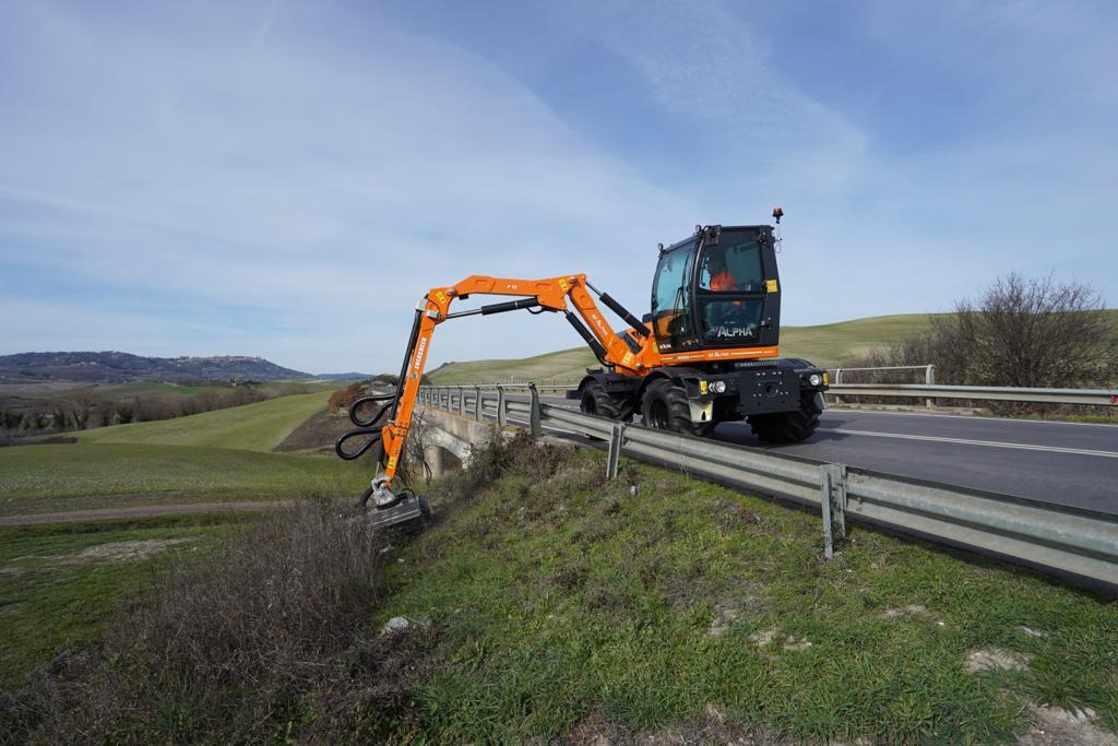 Energreen ILF Alpha F12 - Kranska kosilica: slika 1 Energreen ILF Alpha F12 - Kranska kosilica: slika 1