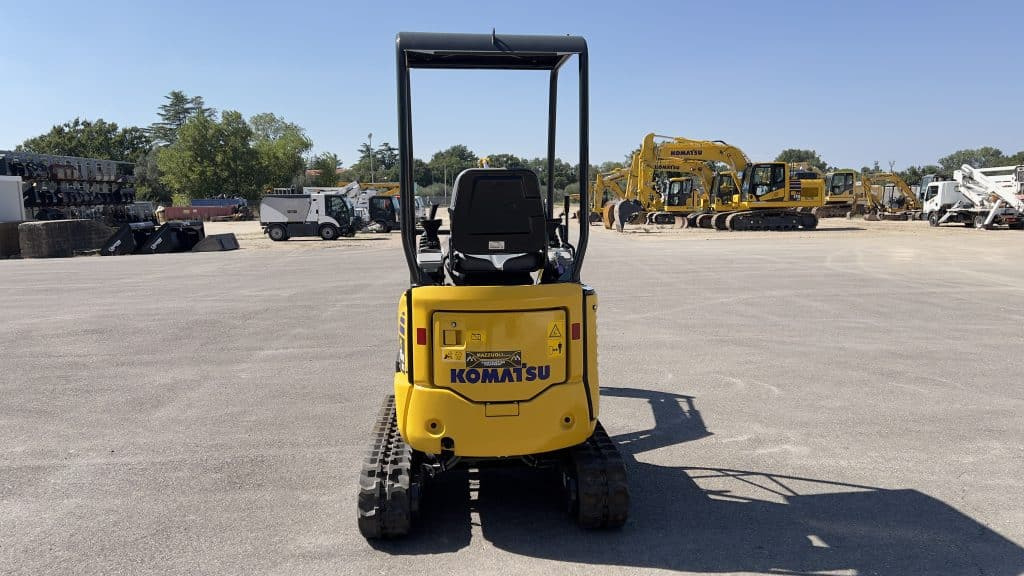 Komatsu PC16 R-3 HS - Mini bager: slika 4 Komatsu PC16 R-3 HS - Mini bager: slika 4