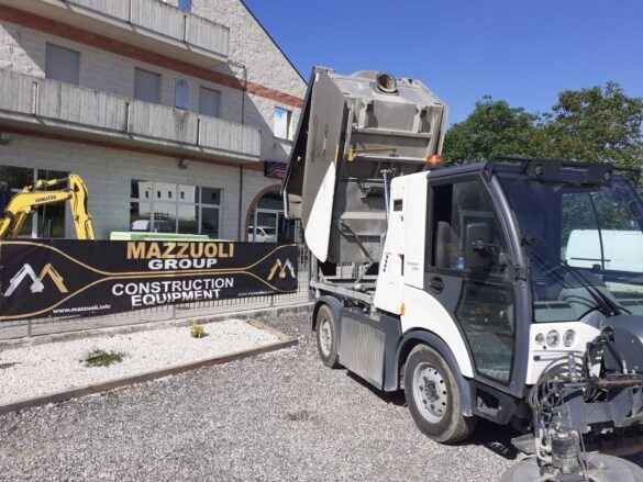 Spazzatrice Hako Citymaster 2200 - Industrijska mašina za metenje: slika 4 Spazzatrice Hako Citymaster 2200 - Industrijska mašina za metenje: slika 4