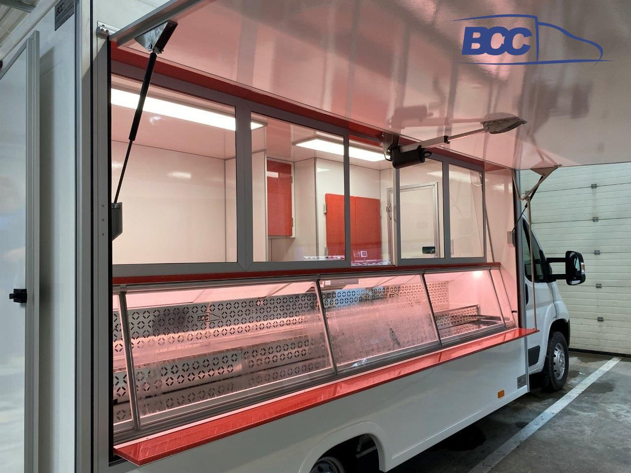 BCC POLSKA - FOOD TRUCK - MOBILNY SKLEP MIĘSNY PEUGEOT BOXER - Hrana kamion: slika 2 BCC POLSKA - FOOD TRUCK - MOBILNY SKLEP MIĘSNY PEUGEOT BOXER - Hrana kamion: slika 2