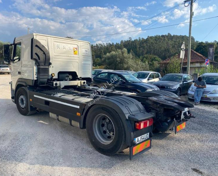 Volvo FM 500 - Kamion sa golom šasijom i zatvorenom kabinom: slika 5 Volvo FM 500 - Kamion sa golom šasijom i zatvorenom kabinom: slika 5