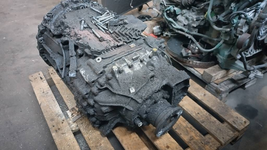MAN ZF Traxon 12TX2820 TO - Menjač za Kamion: slika 1 MAN ZF Traxon 12TX2820 TO - Menjač za Kamion: slika 1