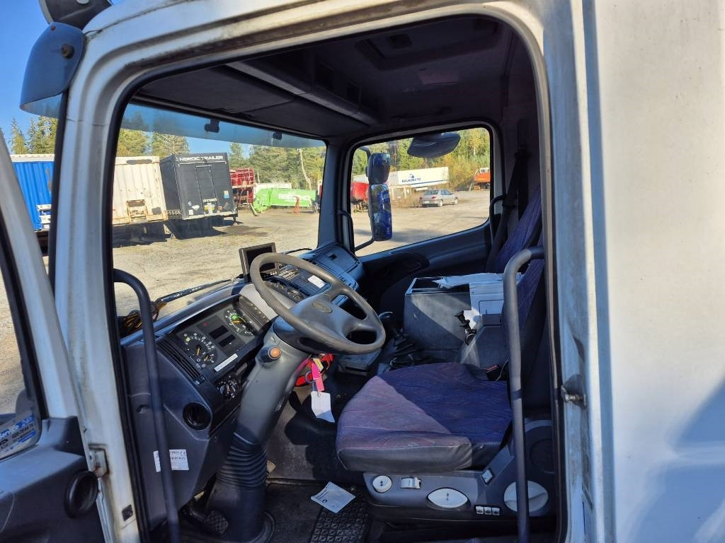 Mercedes-Benz Atego 1223 umpikori+pl nostin - Kamion sa zatvorenim sandukom: slika 5 Mercedes-Benz Atego 1223 umpikori+pl nostin - Kamion sa zatvorenim sandukom: slika 5
