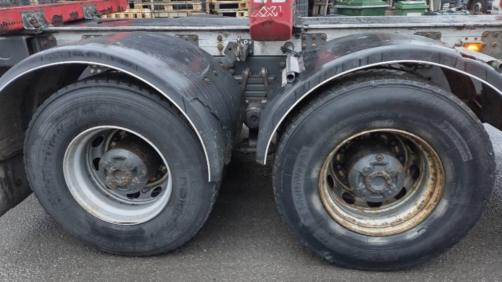 Scania XT650 8x4 puuvarustus,rautajouset - Šticar: slika 3 Scania XT650 8x4 puuvarustus,rautajouset - Šticar: slika 3