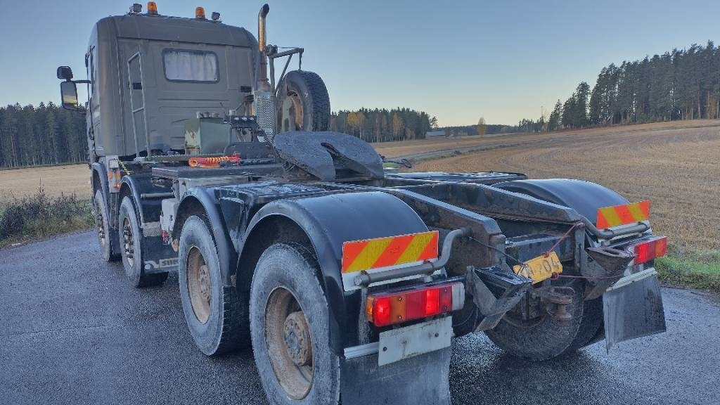 Scania R144 530 8x4 RASKASVETURI  - Tegljač: slika 3 Scania R144 530 8x4 RASKASVETURI  - Tegljač: slika 3