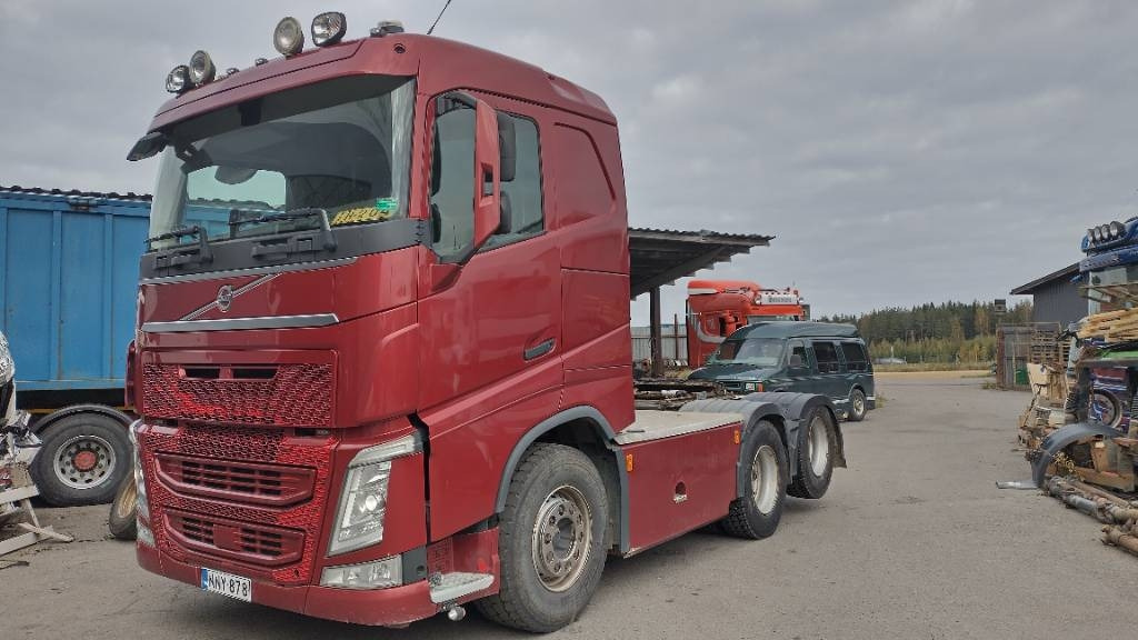 Volvo FH13 6x4 nouseva teliveto, HYDR!! - Tegljač: slika 1 Volvo FH13 6x4 nouseva teliveto, HYDR!! - Tegljač: slika 1