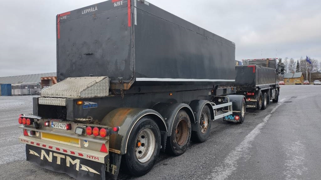 Volvo FH16 8x2 kasetti +4 aks kärry, KHT automaatti - Istovarivač: slika 4 Volvo FH16 8x2 kasetti +4 aks kärry, KHT automaatti - Istovarivač: slika 4