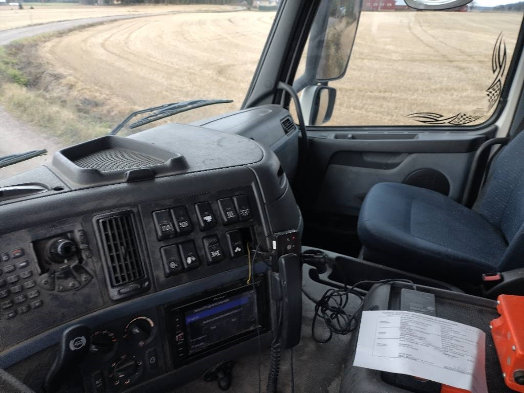 Volvo FM13 10*4 betoniauto,ränni - Mikser za beton: slika 4 Volvo FM13 10*4 betoniauto,ränni - Mikser za beton: slika 4