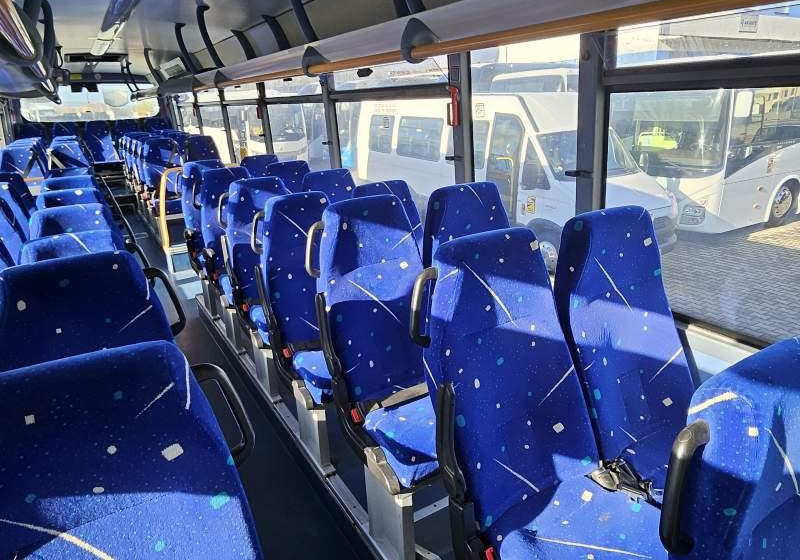 Prigradski autobus Irisbus CROSSWAY/ SPROWADZONY/ KLIMATYZACJA/ MANUAL: slika 14