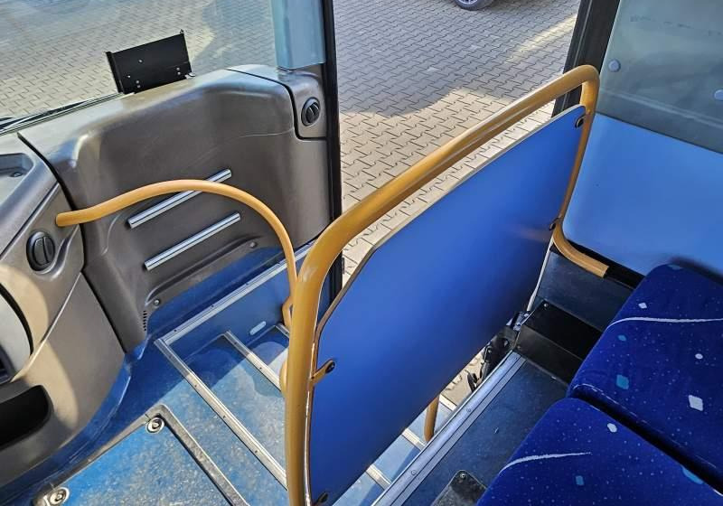 Prigradski autobus Irisbus CROSSWAY/ SPROWADZONY/ KLIMATYZACJA/ MANUAL: slika 15
