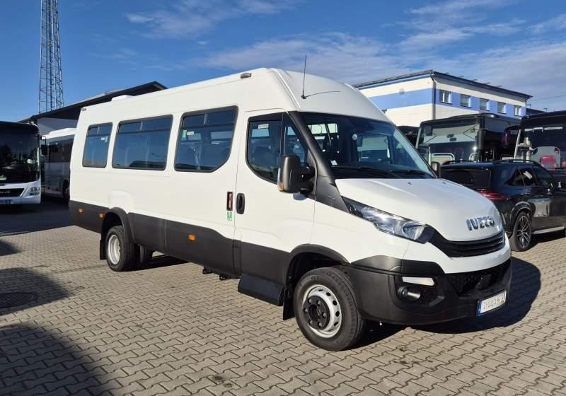 Iveco A60C15 DAILY/SPROWADZONE/EURO 6/92 000 KM / KLIMA - Minibus, Putnički kombi: slika 4 Iveco A60C15 DAILY/SPROWADZONE/EURO 6/92 000 KM / KLIMA - Minibus, Putnički kombi: slika 4